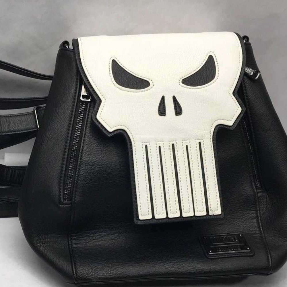 Loungefly Disney Marvel The Punisher Mini Backpack/cross Body